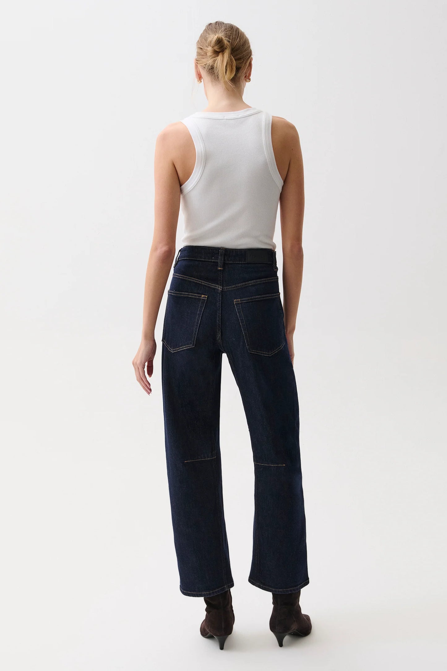 Beau Seamed Crescent - Nightfall