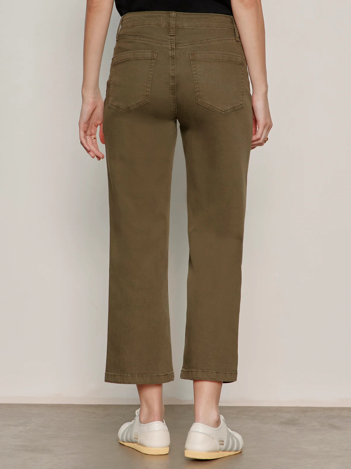 Retreat Crop - Burnt Olive